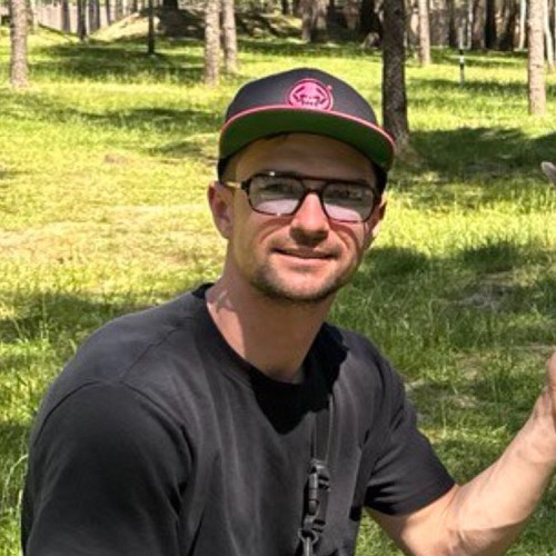 Антон Добровольский