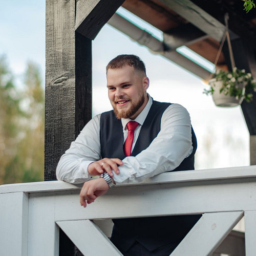 Дмитрий Серветник