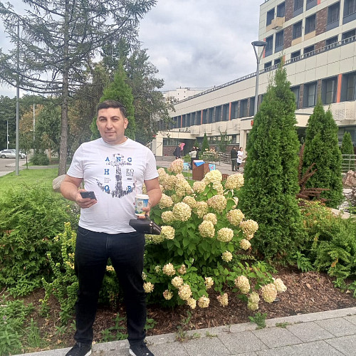 Роберт Казарян