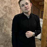 Антон Погребняк