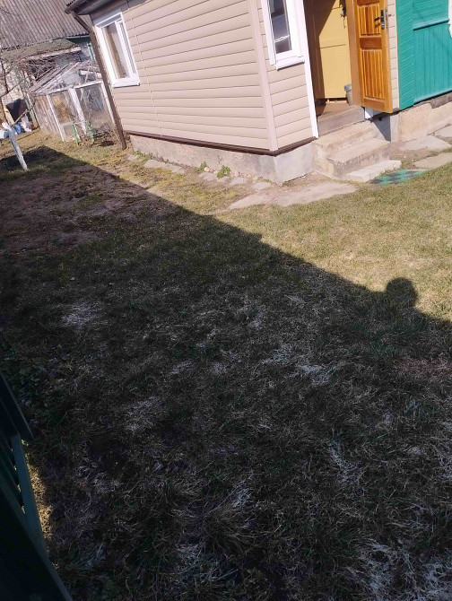 Бетонную отмостку вокруг дома, крыльцо, дорожки и на brigadi.by