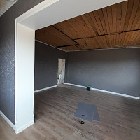 Фотографии для "Поклейка обоев"