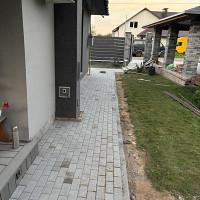 Фотографии для "Укладка тротуарной плитки под ключ"