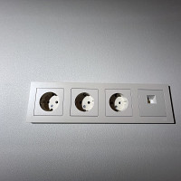 Фотографии для "Установка розеток"